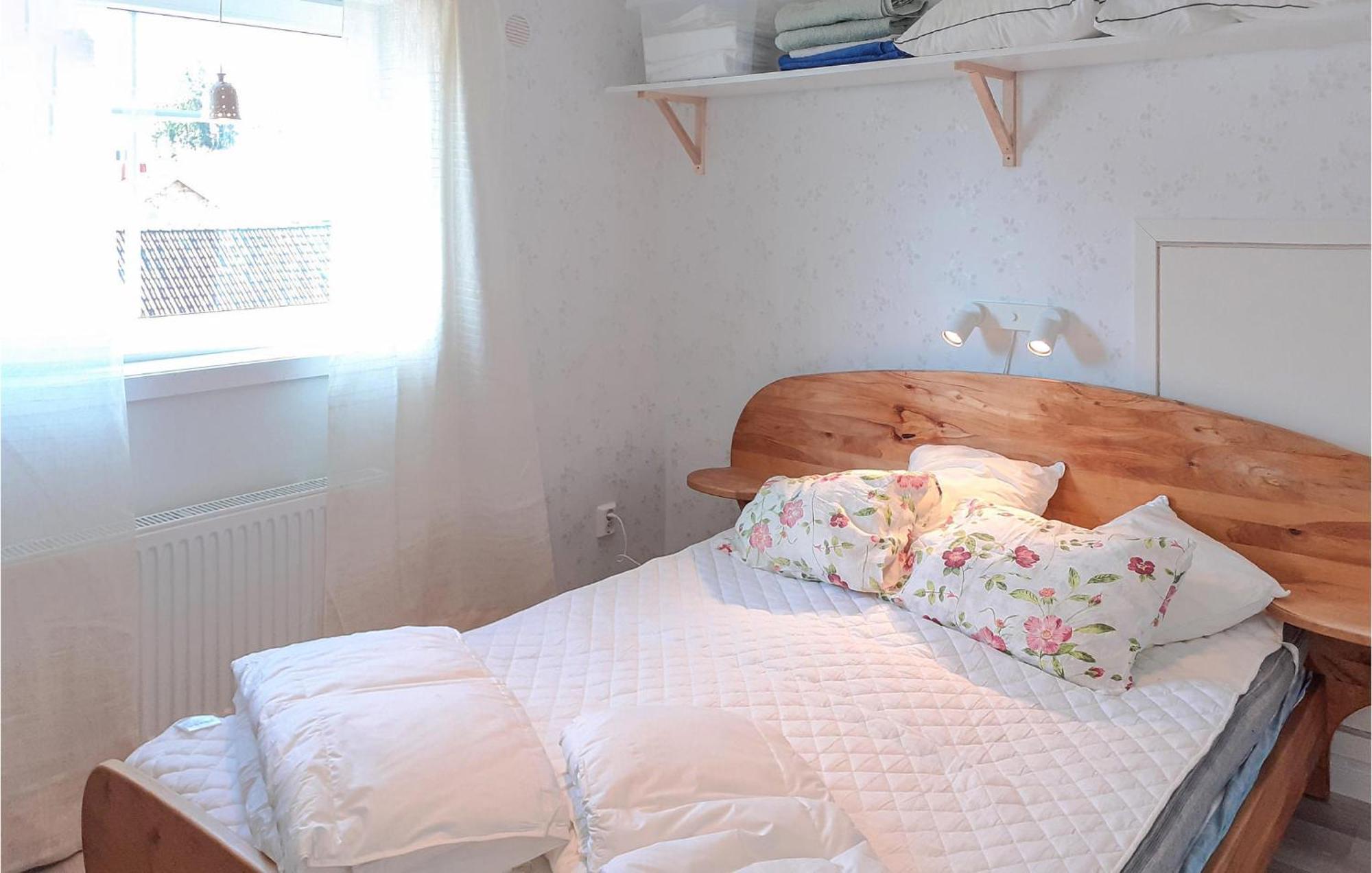 1 Bedroom Awesome Apartment In Bengtsfors Exterior foto