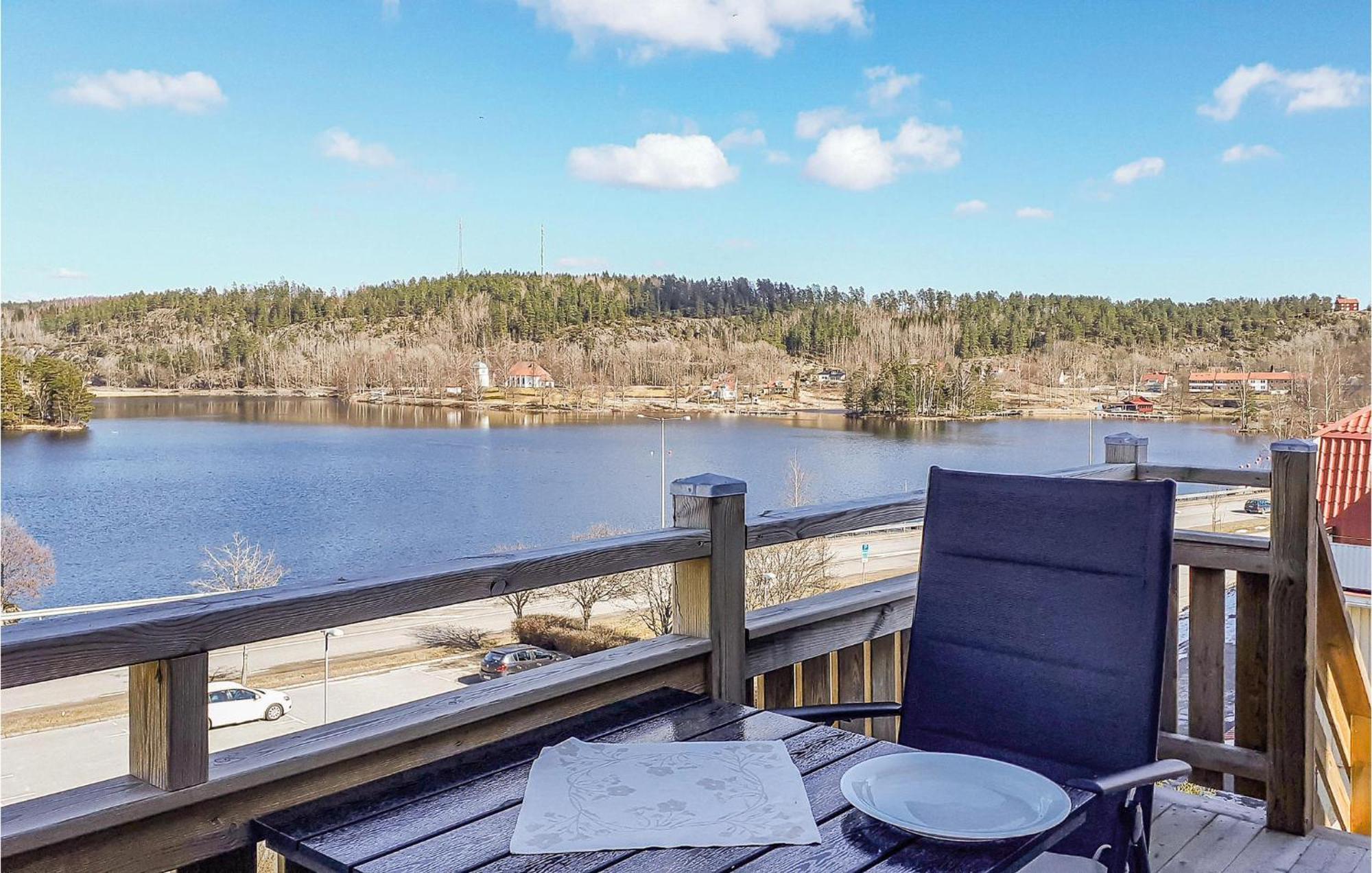 1 Bedroom Awesome Apartment In Bengtsfors Exterior foto